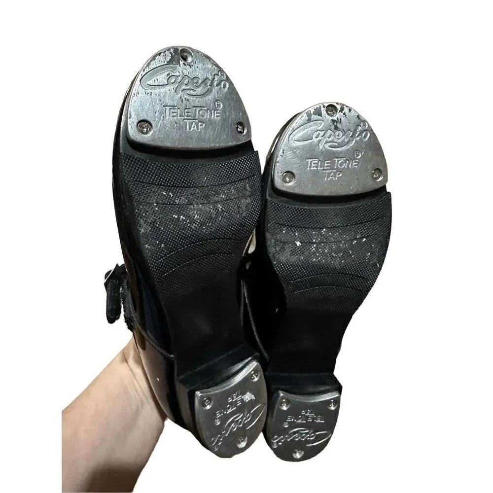 Capezio‎ girls black tap shoes sz 2M